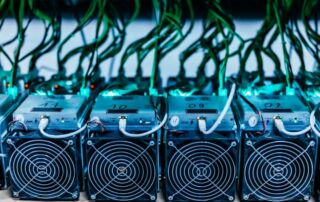 Quelles différences entre les mots Masternodes et minage - canva