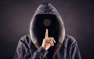 Le Bitcoin est-il anonyme - canva