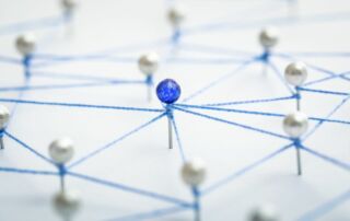 Comprendre les corrélations entre les cryptomonnaies et l'or ou autres